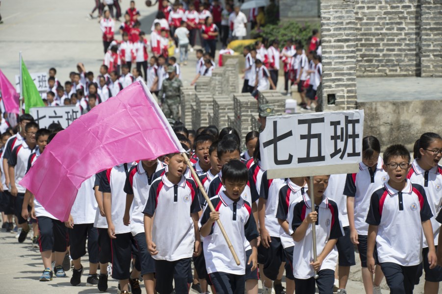 勤智学校军训 (2).jpg