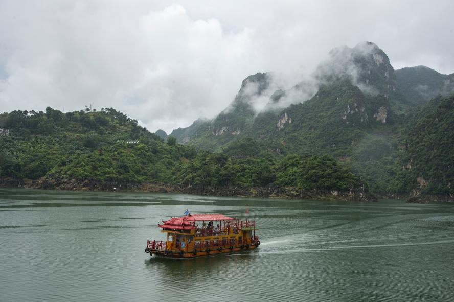 黔山黔水-万峰湖红椿景区（4）