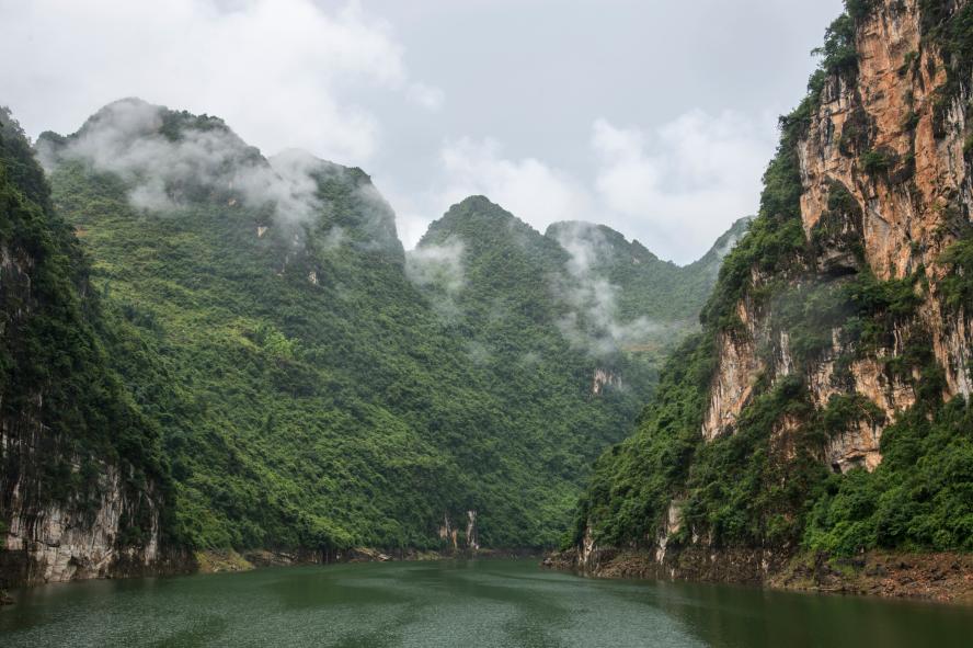 黔山黔水-万峰湖红椿景区（3）