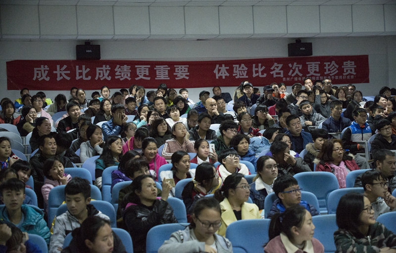 写在与书香邂逅的实习路上