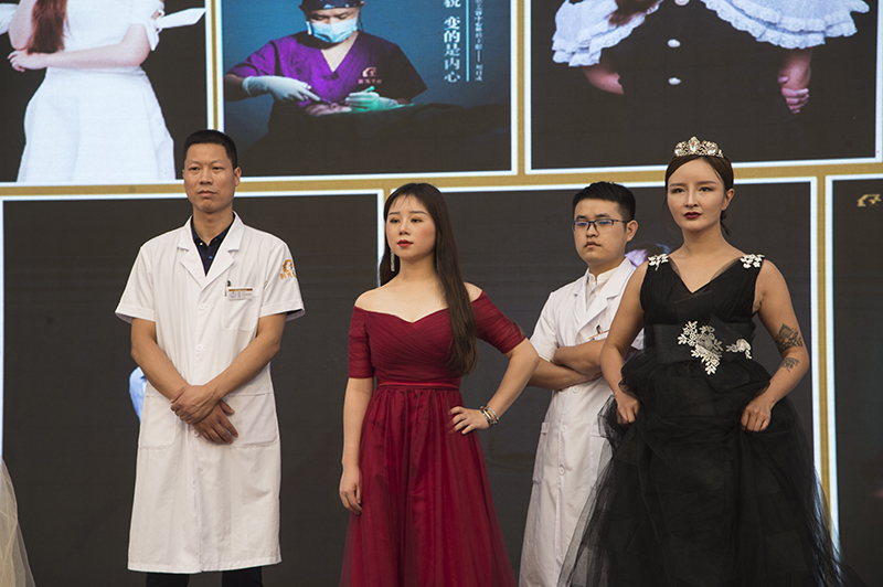 1564329437087075305.jpg 兴义时光整形医院开业典礼(摄影:印象黔西南) (22).jpg