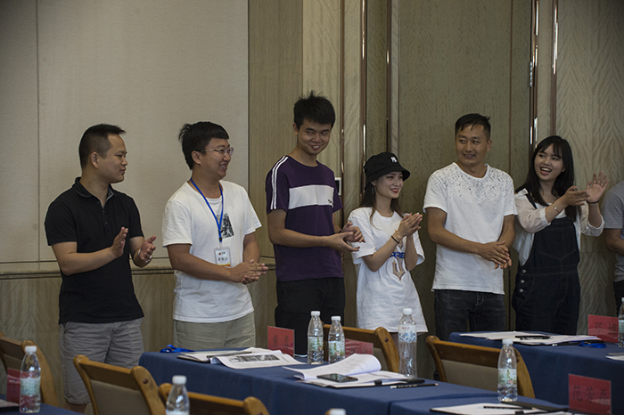 1565190276173010676.jpg 20190802义龙工投培训(摄影:印象黔西南) (8).jpg