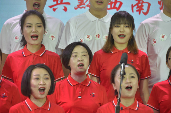 州医院2019“合唱比赛”（摄影：印象黔西南） (52).jpg