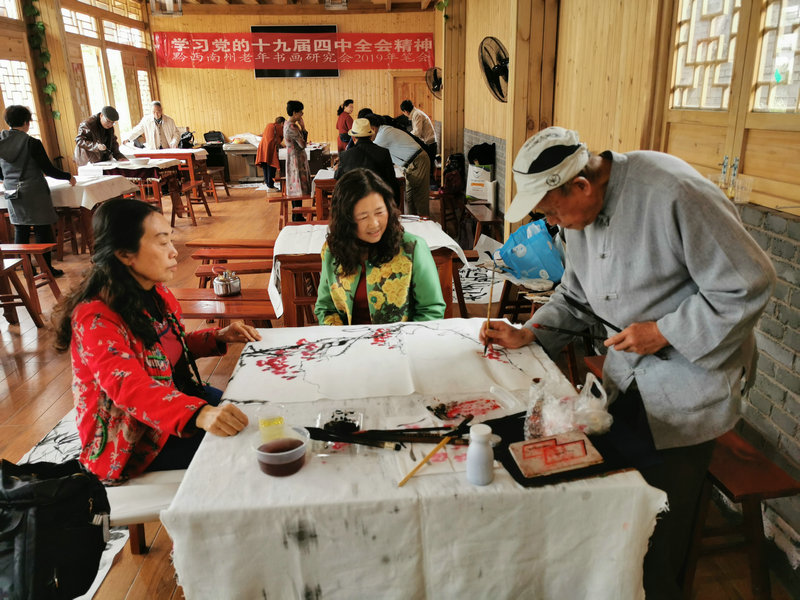 观摩老师作画_.jpg