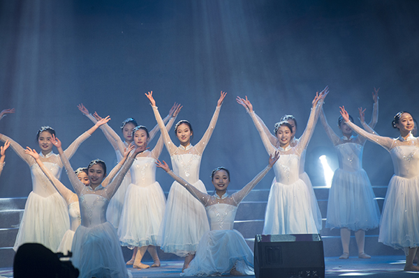 1575738330036032617.jpg _YXQ3860.jpg