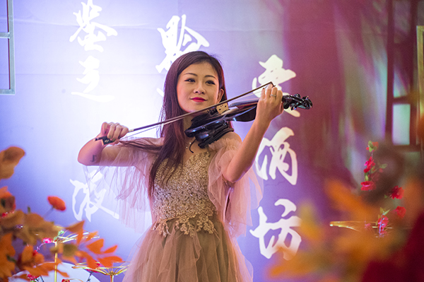 1578317104476011442.jpg 20200105爱酒坊品鉴会(来源:印象黔西南) (6).jpg