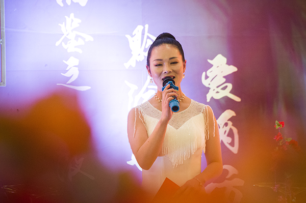 1578317129189046488.jpg 20200105爱酒坊品鉴会(来源:印象黔西南) (7).jpg