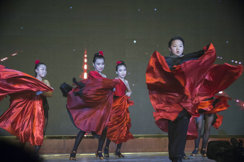 兴义市青少年春节联欢会（来源：印象黔西南） (22).jpg