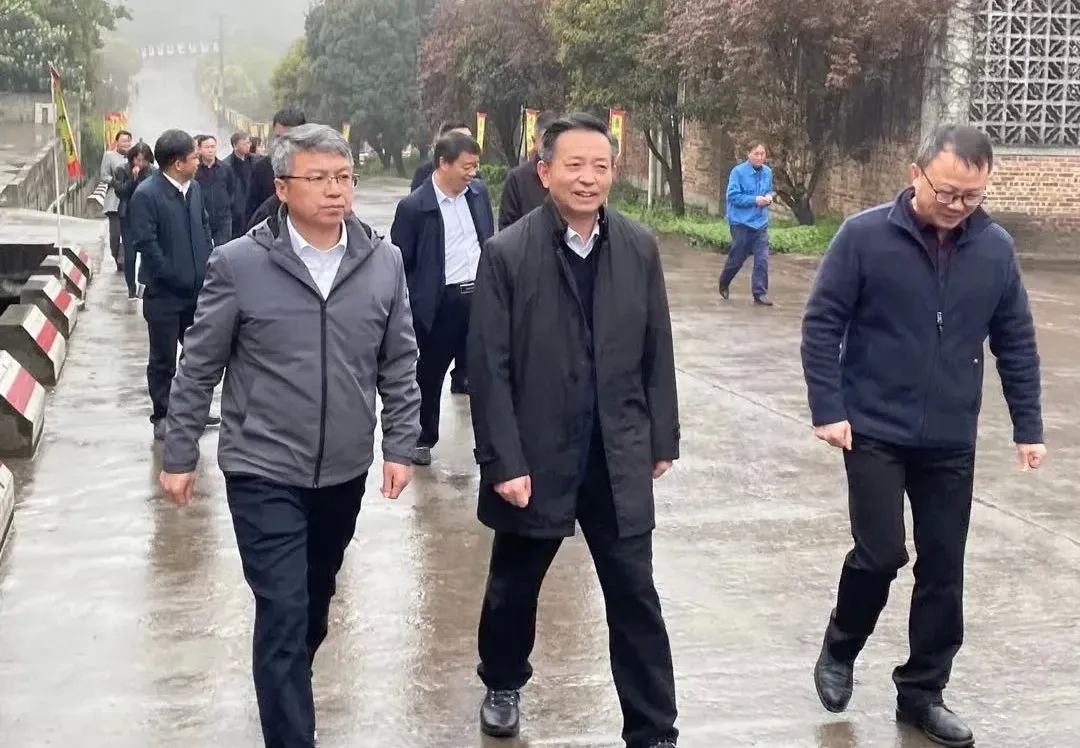 任湘生一行调研贵州醇.jpg