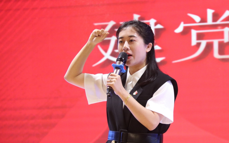 1621602019854006603.jpg 选手演讲(1).jpg