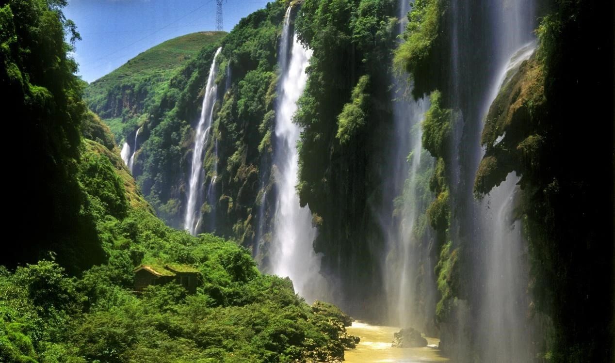 1622205664399039312.jpg 黔西南旅游资源优渥.jpg