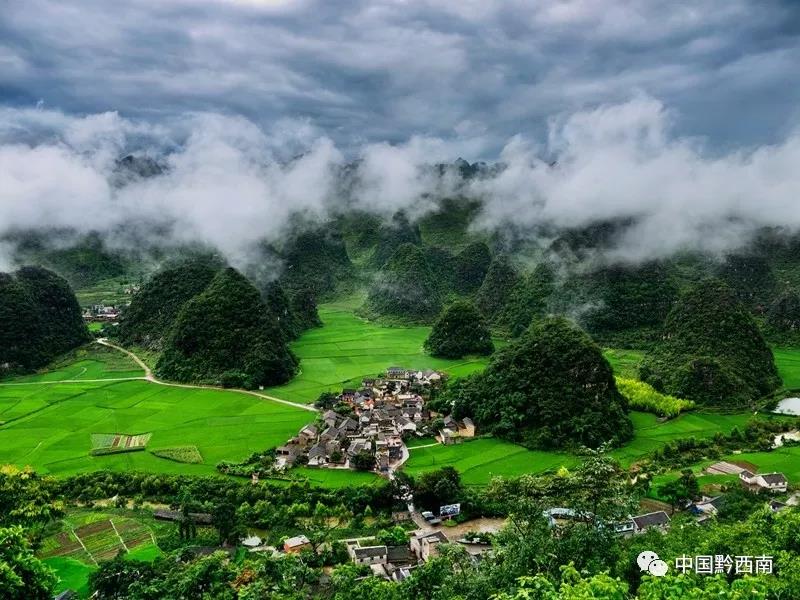 美丽万峰林  蒋挺 摄.jpg