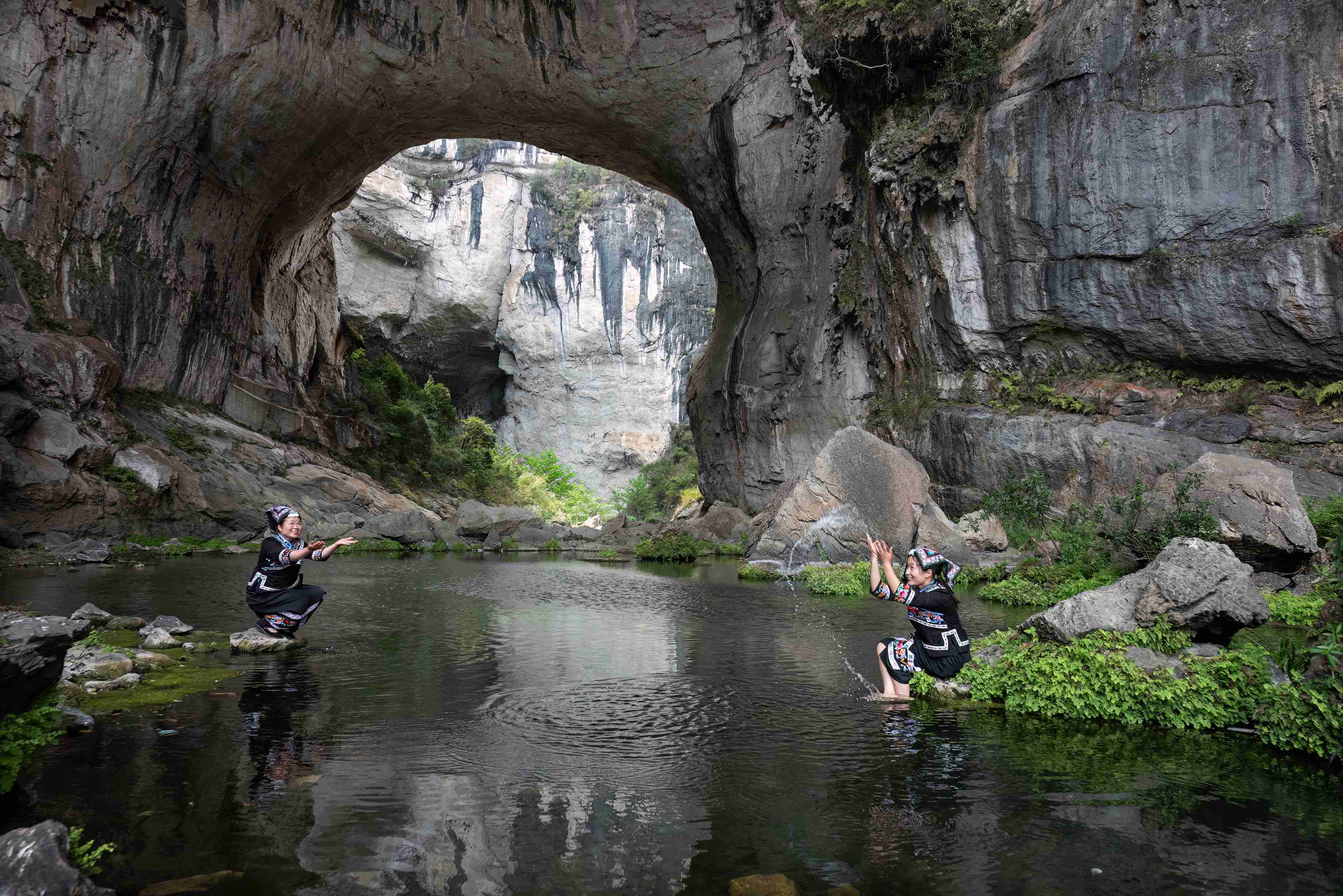 1682758998406090490.jpg 108 拷贝.jpg